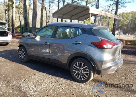 2021 Nissan Kicks Sv Xtronic Cvt z USA, uszkodzony, nr VIN 3N1CP5CV1ML470370